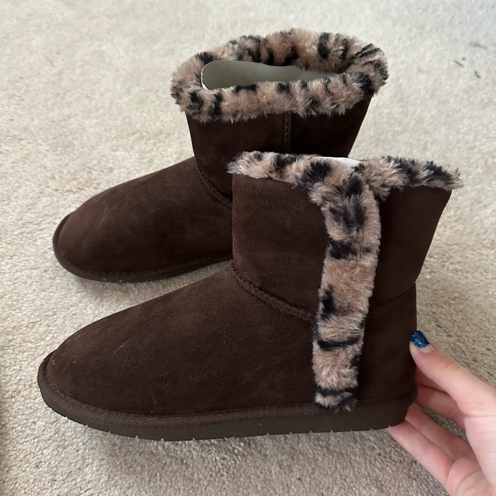 brand new winter boots